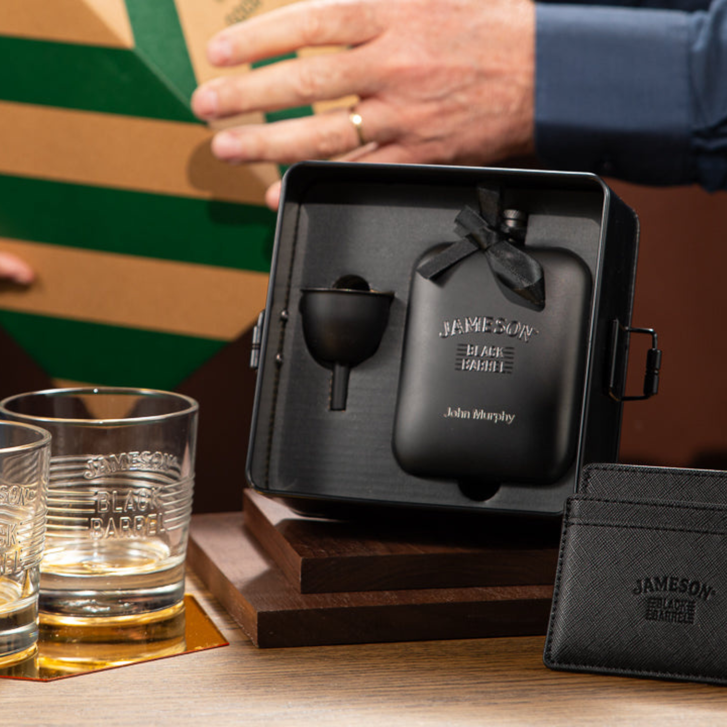 Exclusive Gifts, image of jameson black barrel hipflask